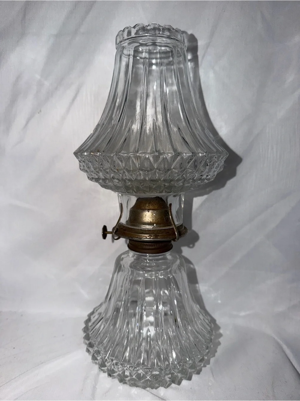 classic clear glass oil lamp